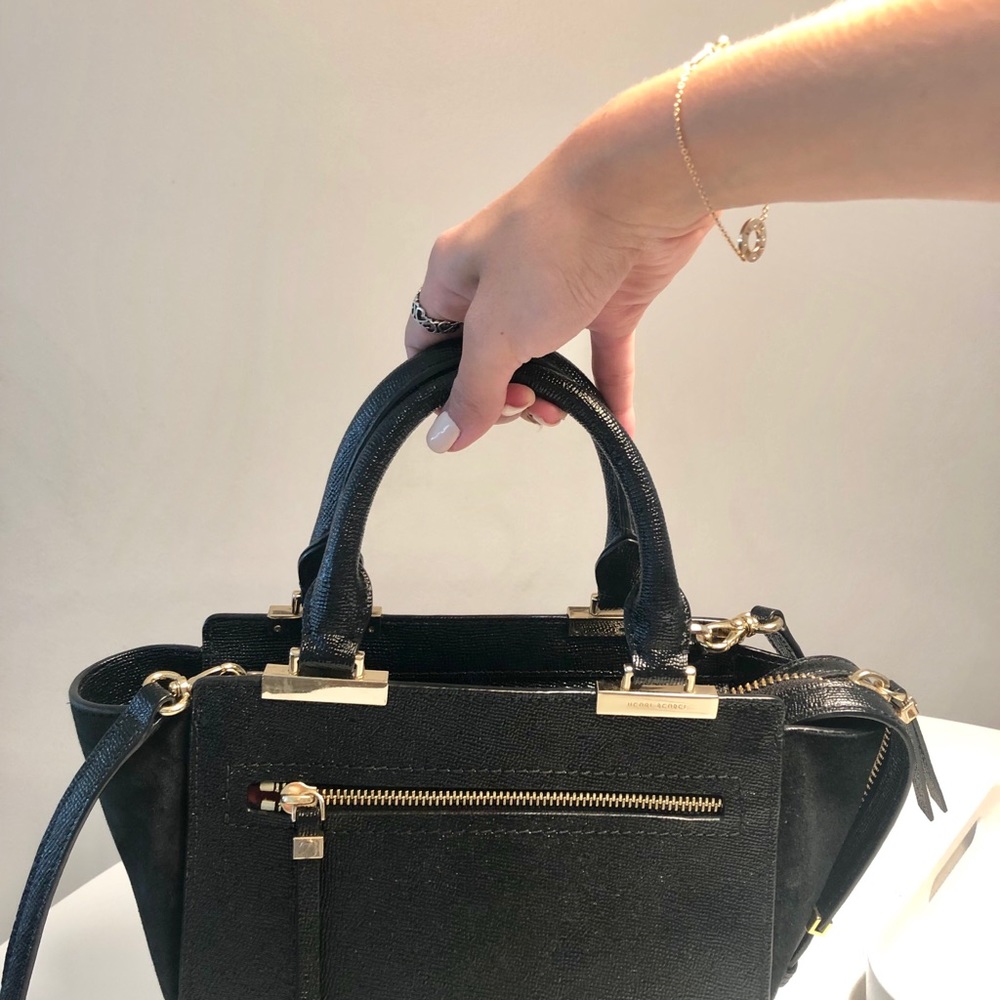 HENRI BENDEL BLACK CROSSBODY BAG - Picture 2 of 5